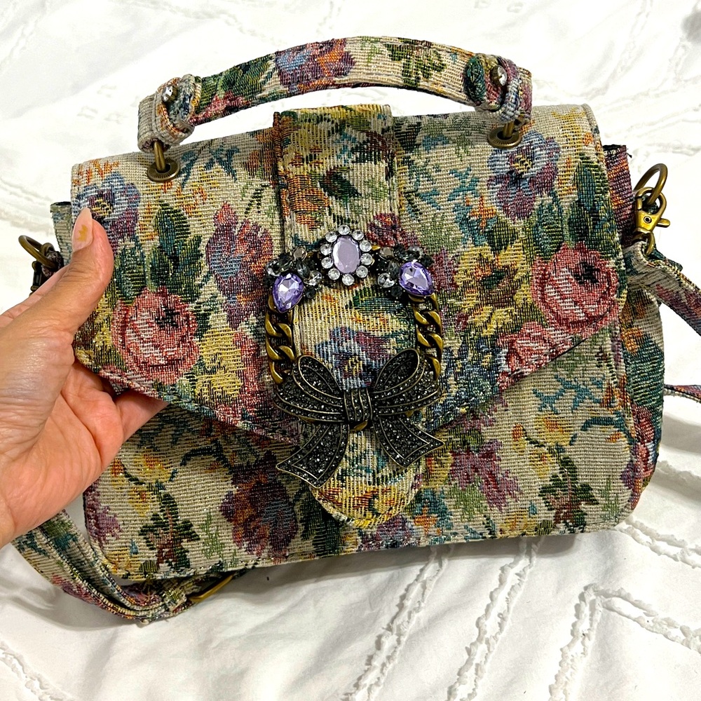 ALDO CROSS BODY VINTAGE PURSE